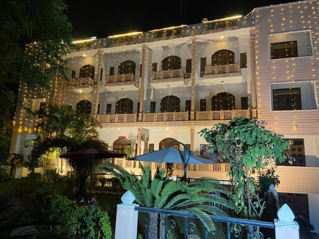 Hotel Fort View Tikamgarh Exterior foto